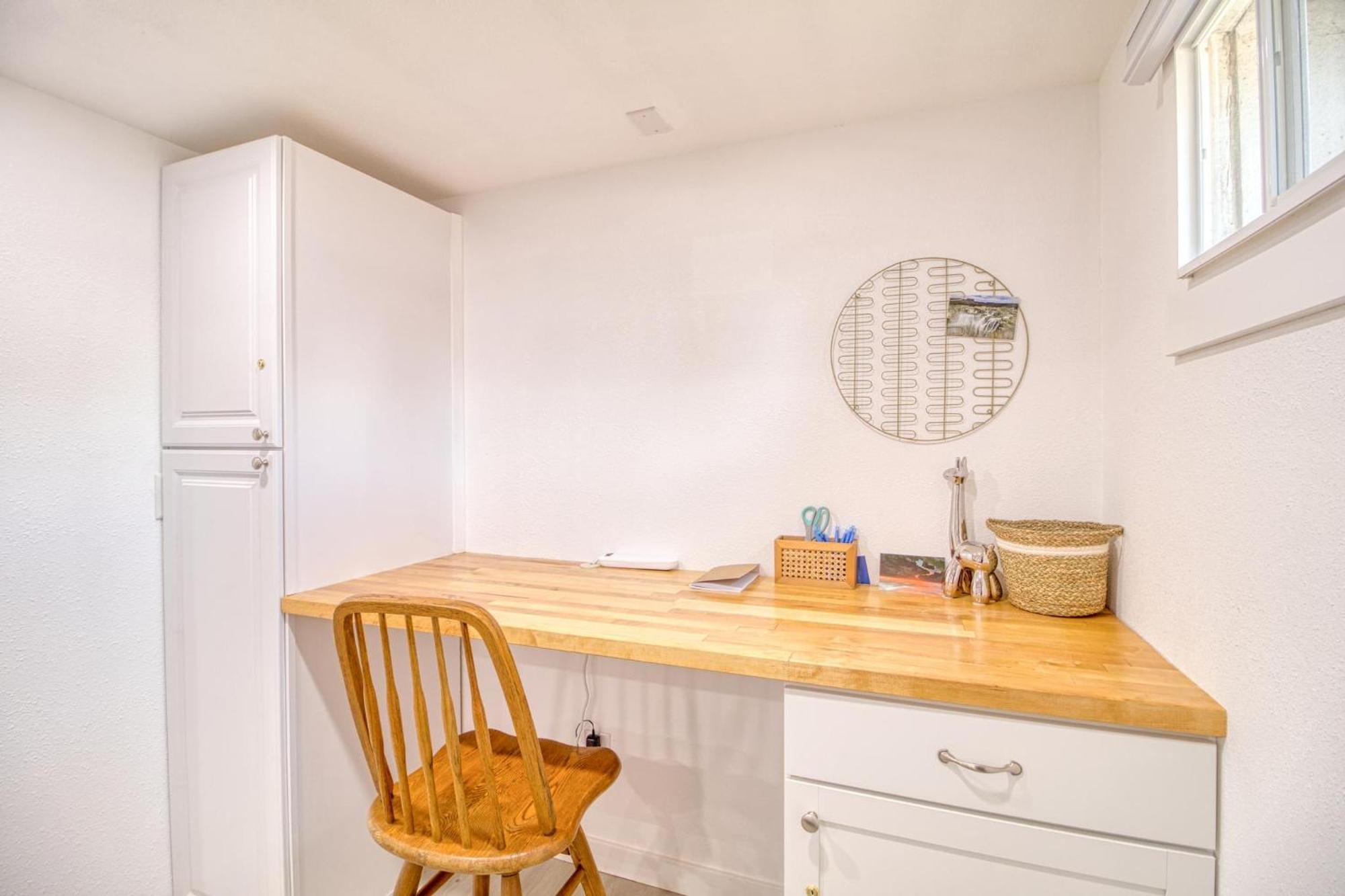 Апартаменты Great Find! Downtown Oasis With Office Setup Туин-Фолс Экстерьер фото